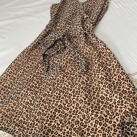 Womens animal print dress never worn - Picture 7 of 8